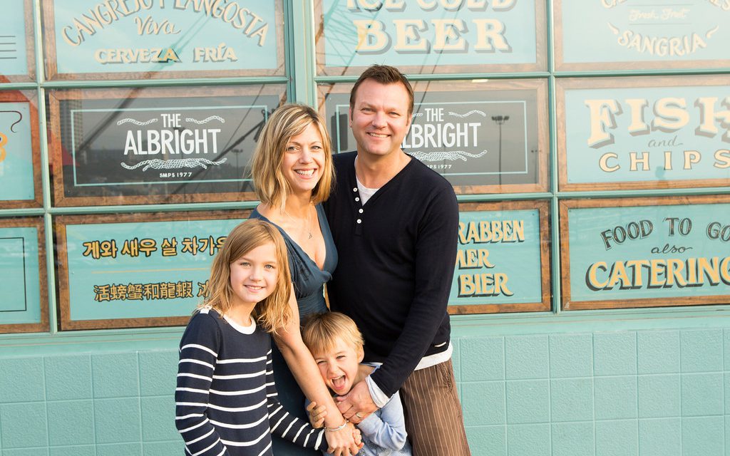 Mommy Kissed Daddy! Sunny Santa Monica Escape