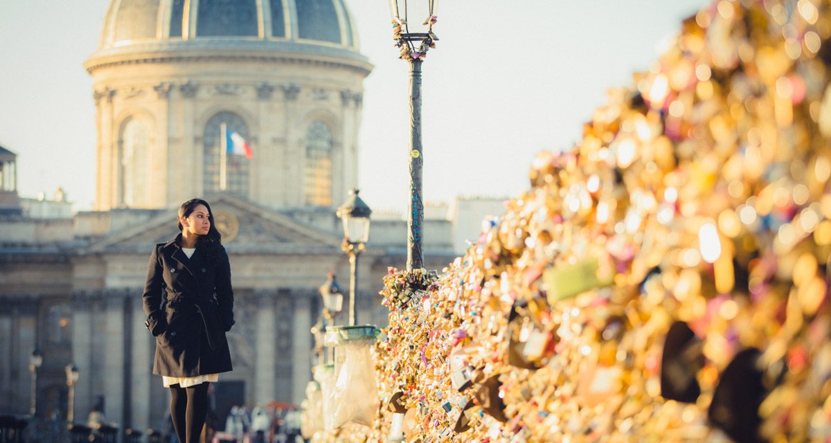 Every Woman Deserves a Beautiful Photo in Paris