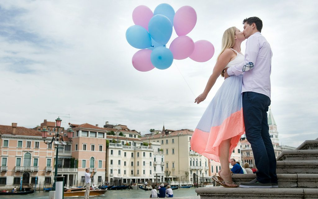 Pink & Blue Babymoon in Venice