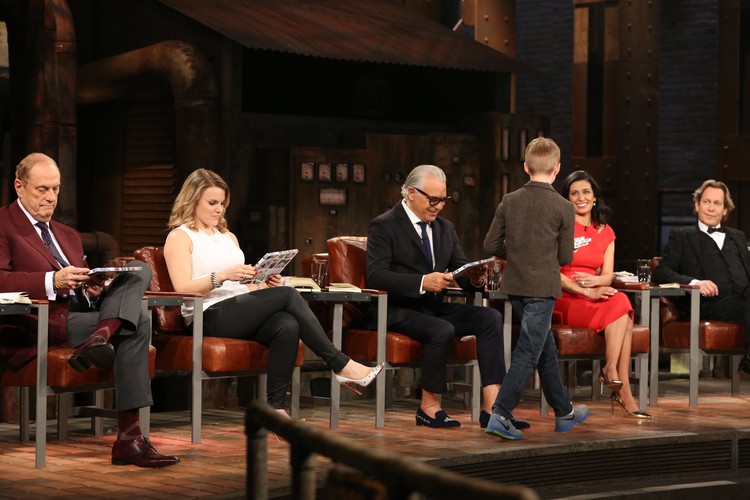 What It Was Like Pitching Flytographer on Dragons’ Den