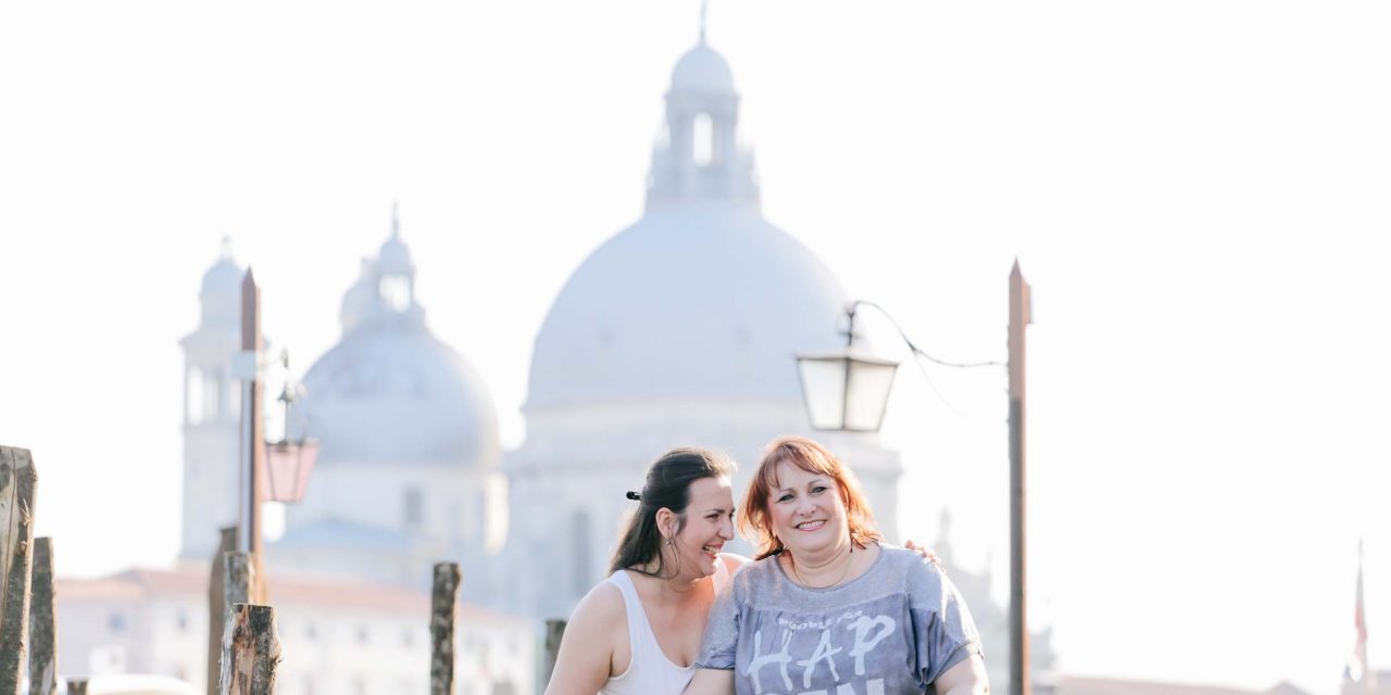 A Flytographer and Her Mom Spend a Special Trip Together in Venice