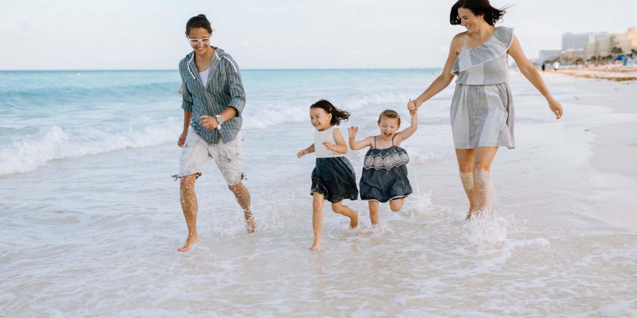 A 10-Year Anniversary Celebration On the Beaches of Cancun