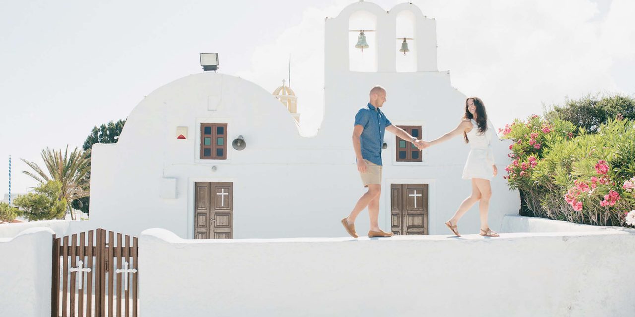 50 Photos of Santorini to Inspire Your Next Getaway