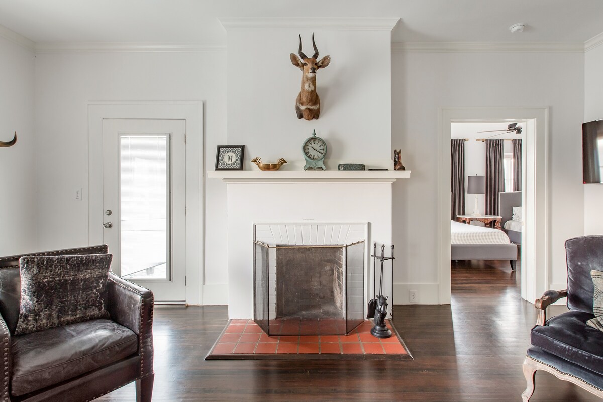 bachelorettes in Austin, Texas