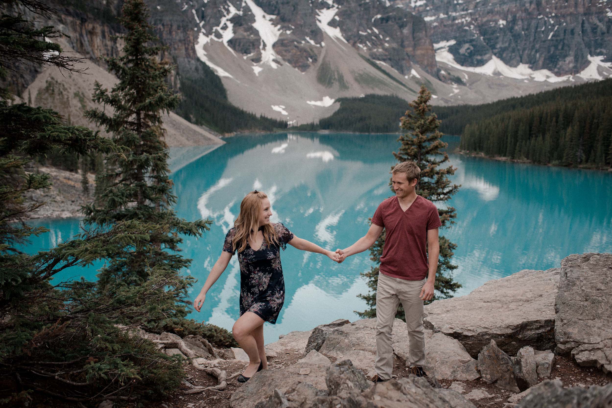 How to Work and Travel at the Same Time