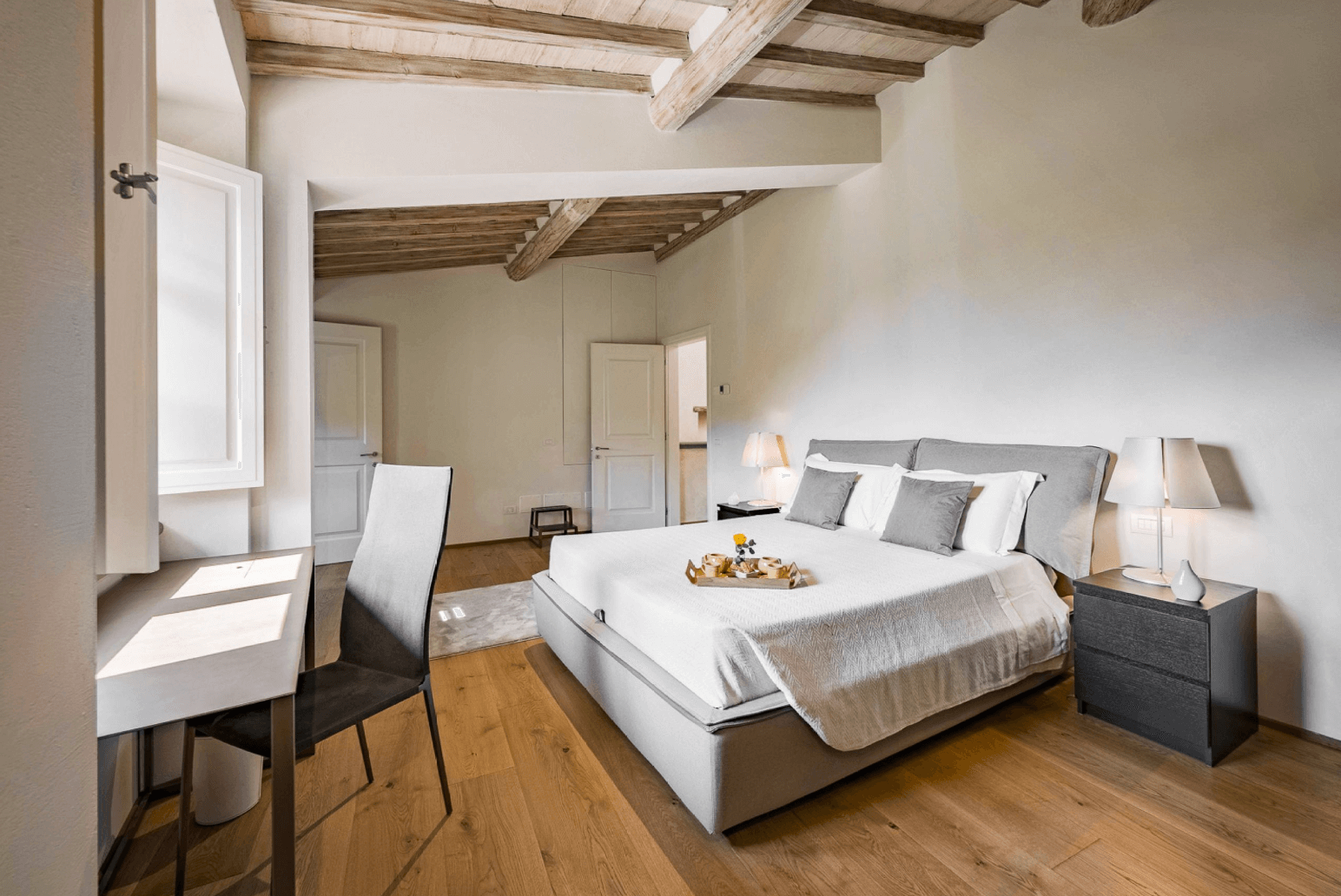 an image of the inside of an airbnb in Florence, Italy