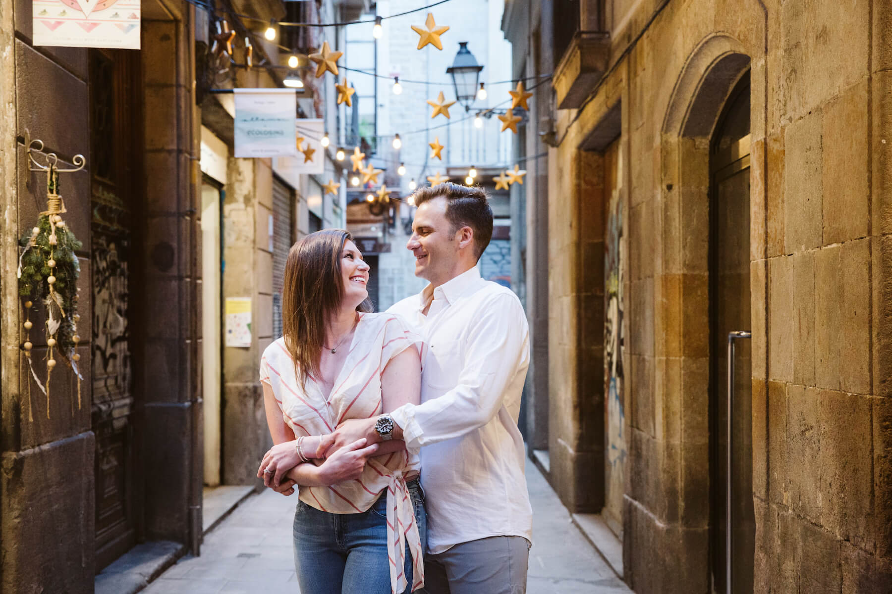 couples trip in Gothic Quarter in Barcelona, Spain