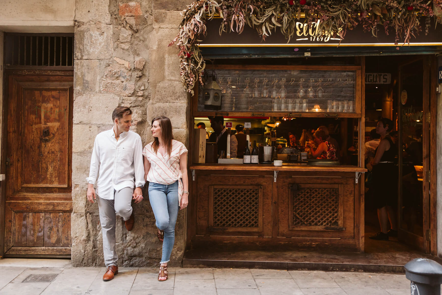 couples trip in Gothic Quarter in Barcelona, Spain