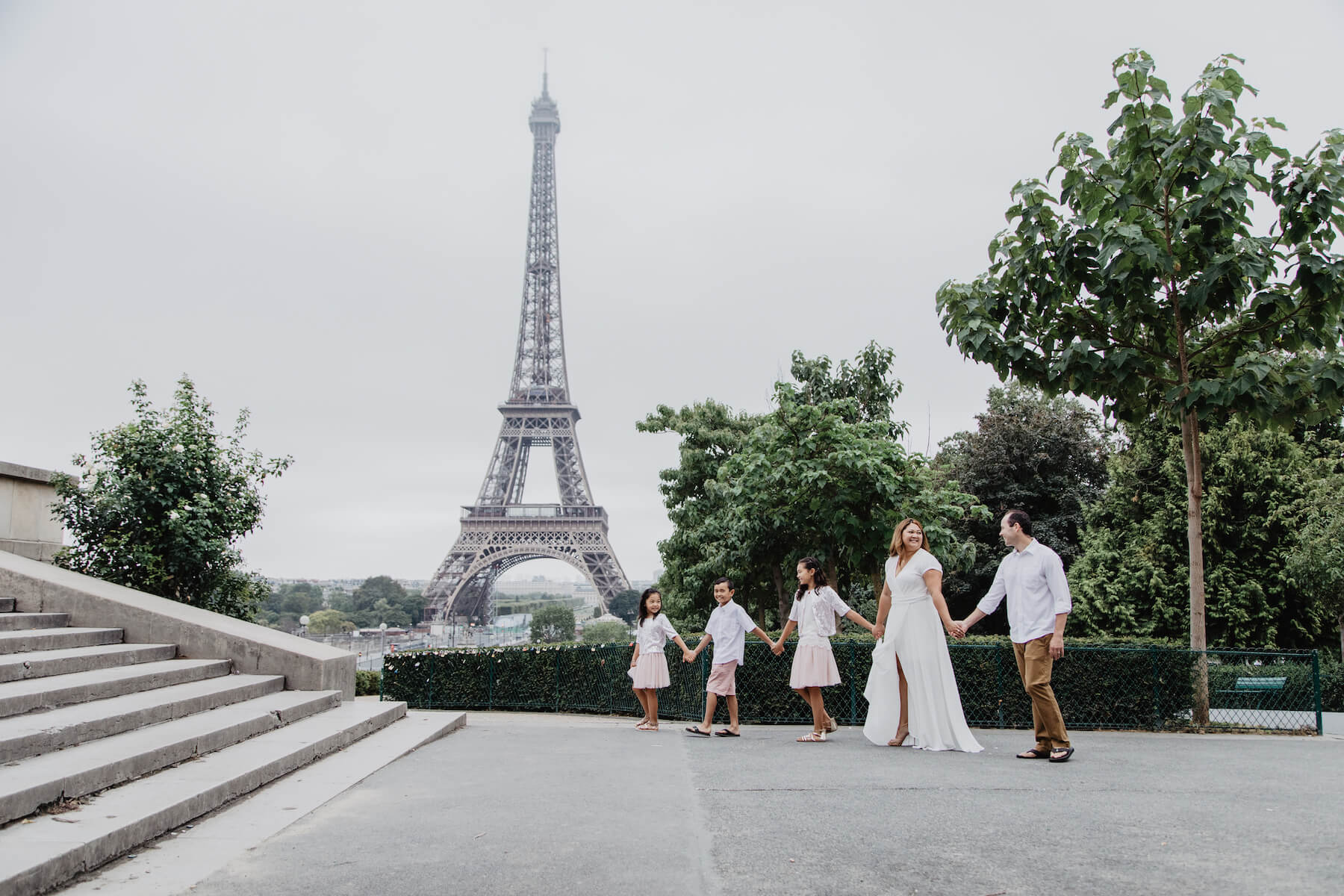 family photos in paris