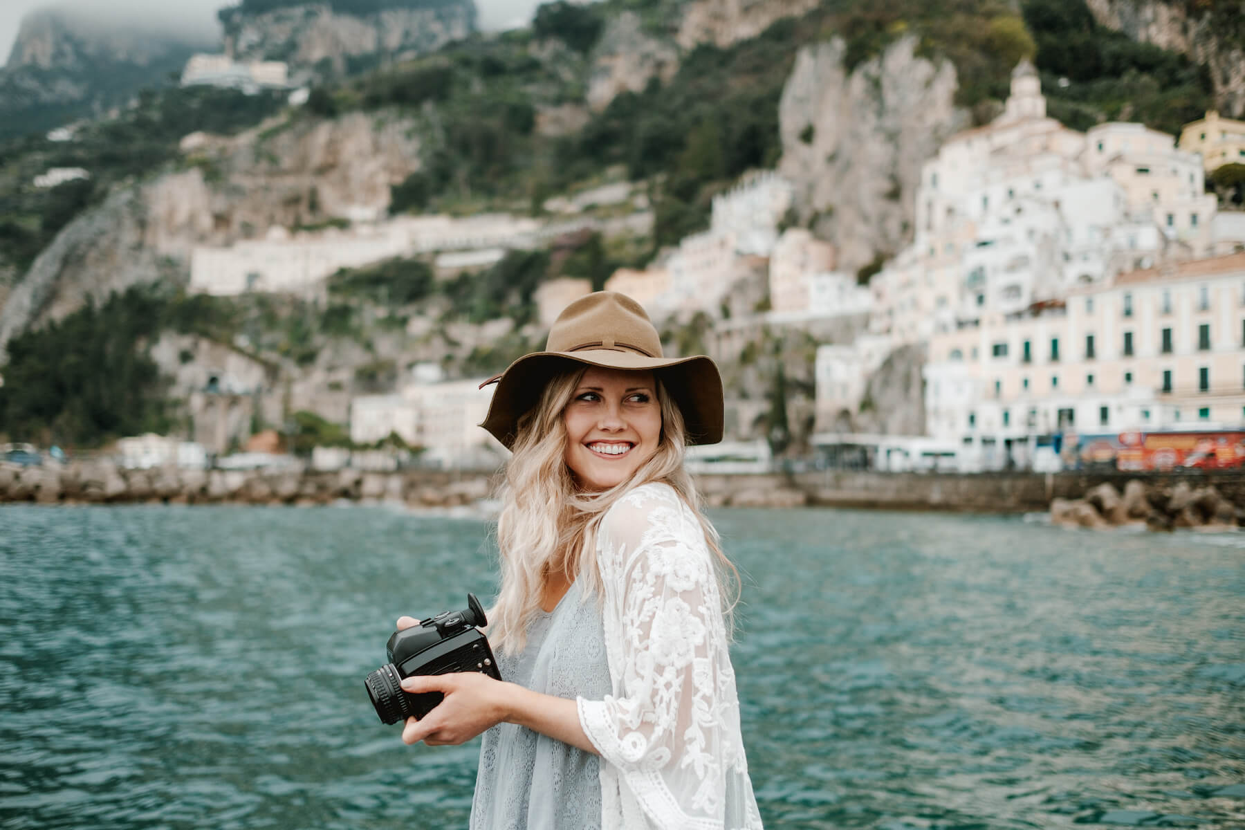 How to Organize Cohesive Headshots for Remote Teams