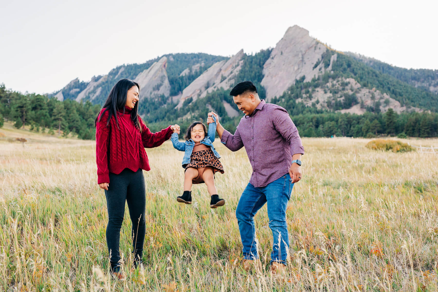 Top 10 Cute Family Photo Ideas