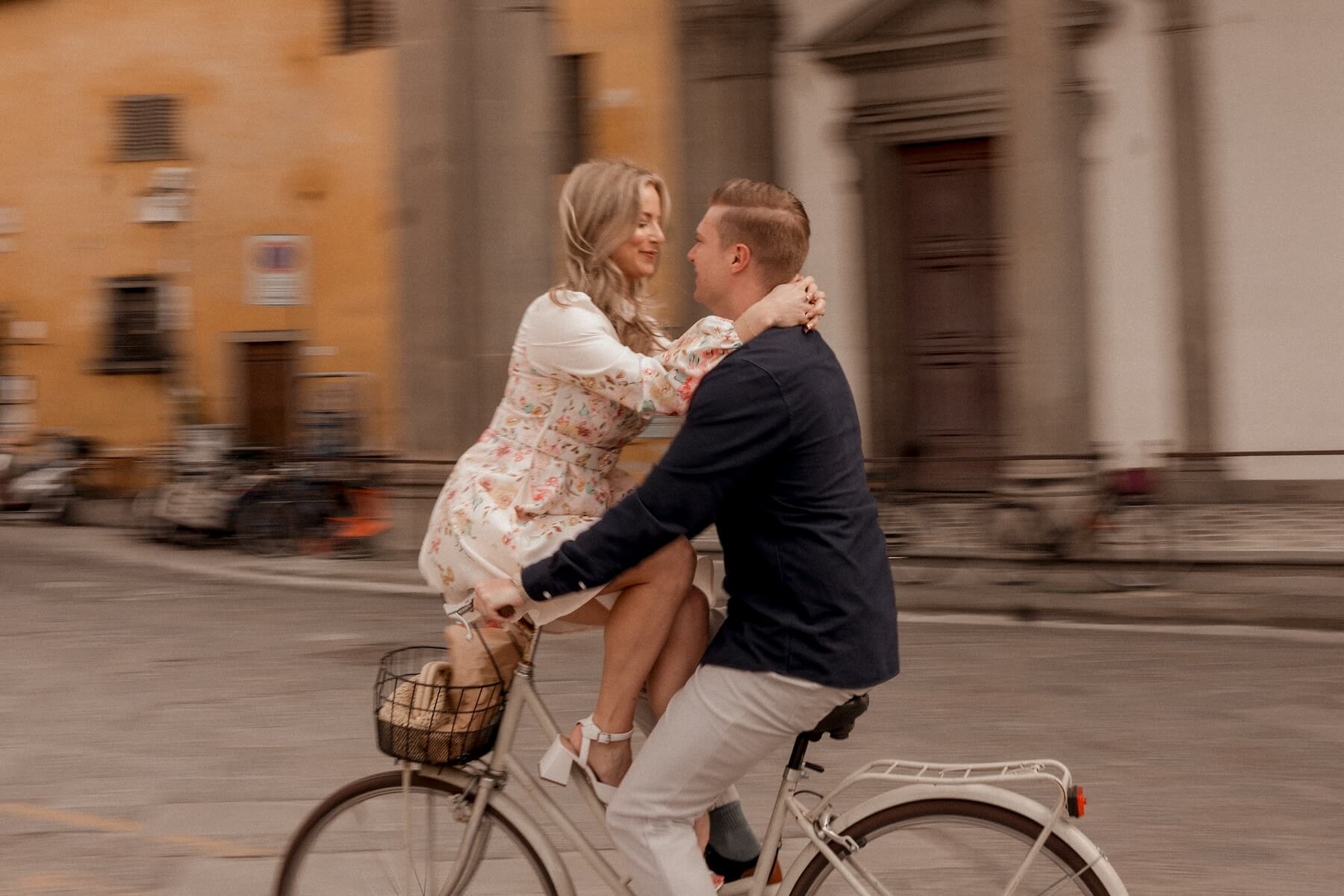 Ultimate Guide to the Best Couple’s Photoshoot Ideas