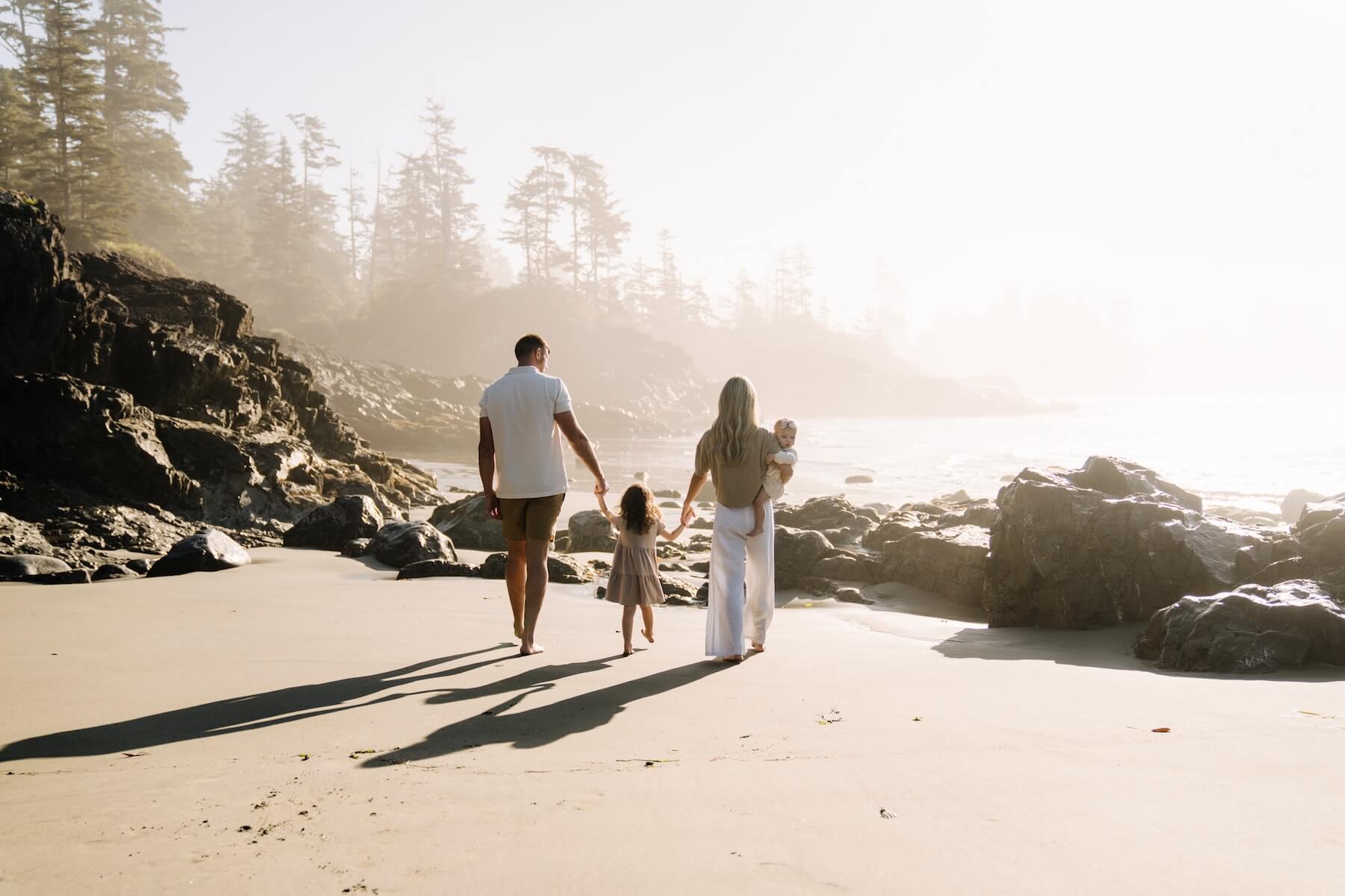 Top 9 Minimalist Travel Destinations With Packing Tips