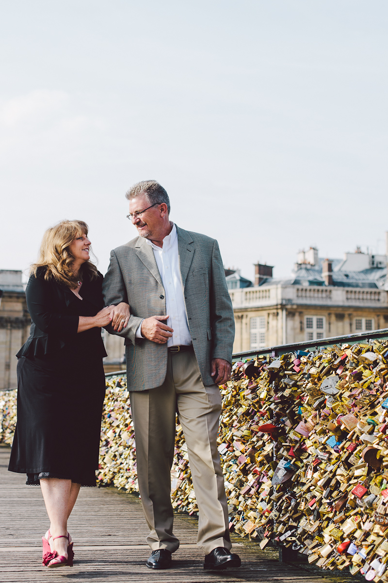 Romantic Anniversary Ideas Paris. Vacation Photographer.