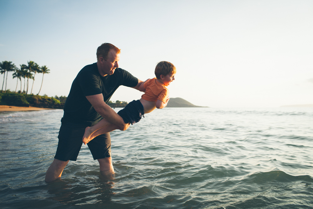 Vacation Photographer in Maui. Flytographer. Destination photographer in Hawaii.