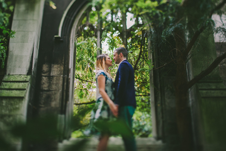  BEN & KIRSTIE CELEBRATING THEIR ENGAGEMENT AT ST DUNSTAN IN THE EAST 