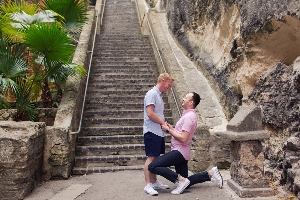  Flytographers Eli and Eboni in Nassau 